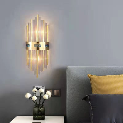 LuxeAura LED Wandlamp - Gouden Afwerking, Perfect voor Woonkamer of Slaapkamer