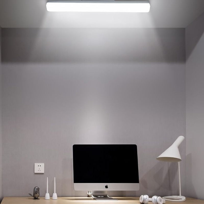 LumiEdge Minimalistische LED Wandlamp - Perfect voor Slaapkamer en Badkamer