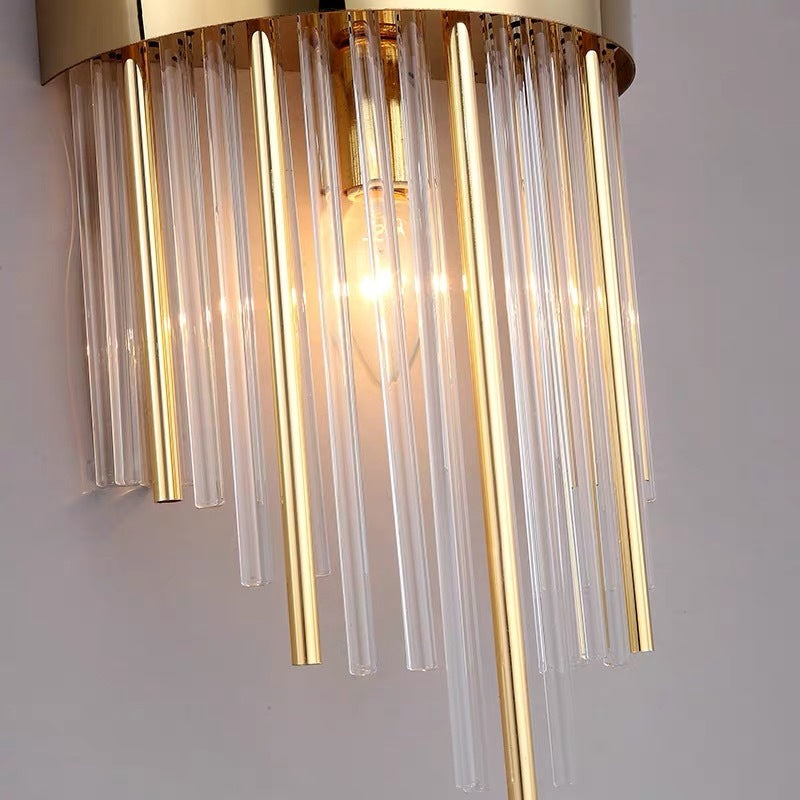 LuxeAura LED Wandlamp - Gouden Afwerking, Perfect voor Woonkamer of Slaapkamer