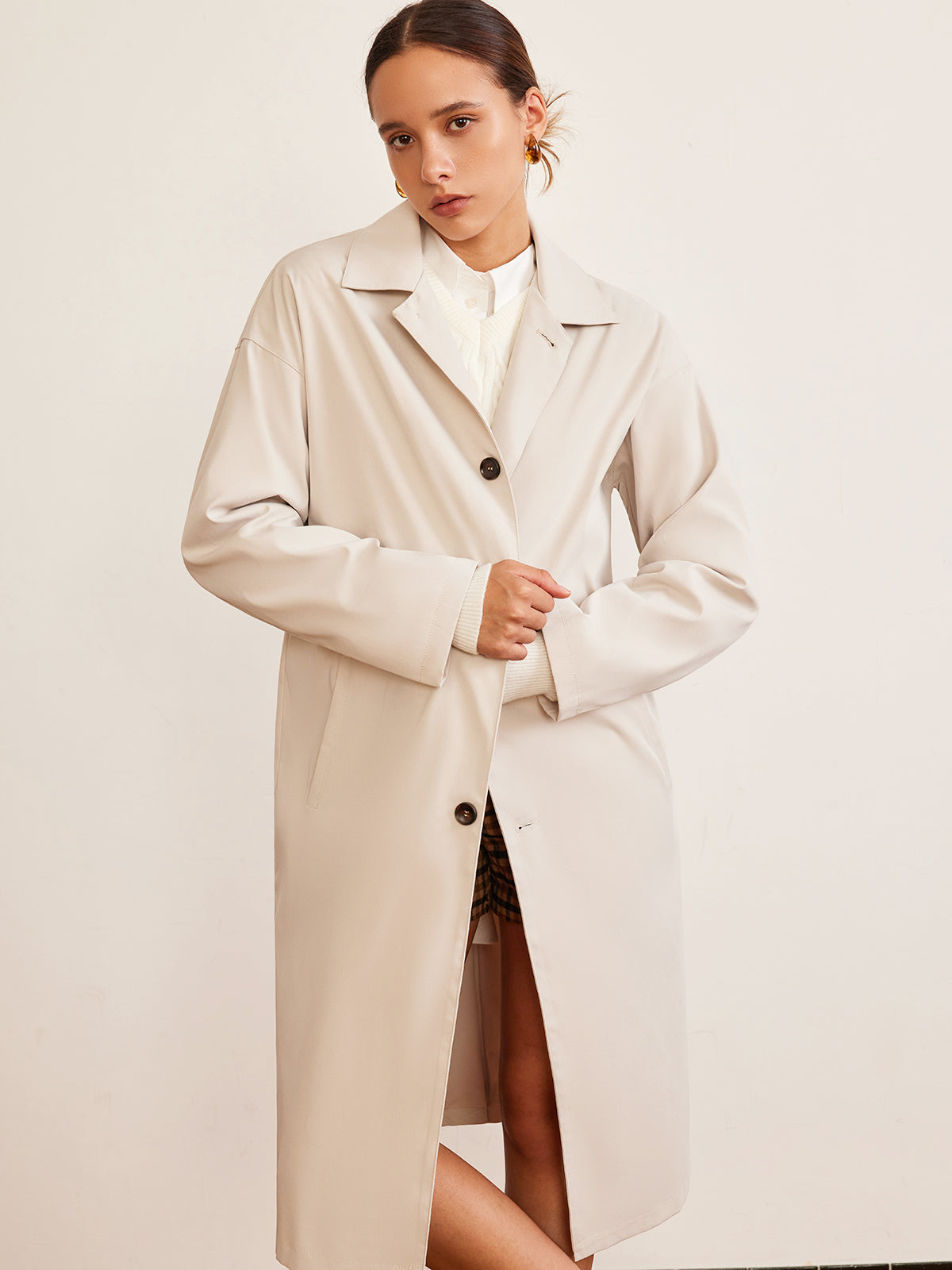 Langer Trenchcoat mit Revers und Knopfverschluss für Damen | Emilia