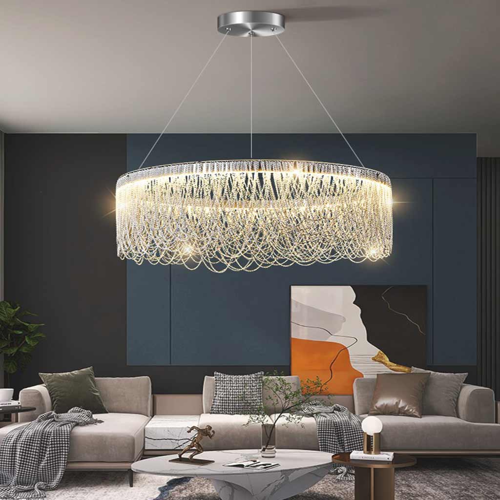 LuxeTassel LED-Kronleuchter – Silberne Eleganz mit Aluminiumquaste und modernem Design