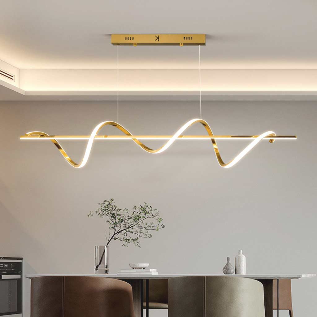 WaveLuxe LED-Kronleuchter – elegante goldene Hängelampe mit gewelltem linearem Design