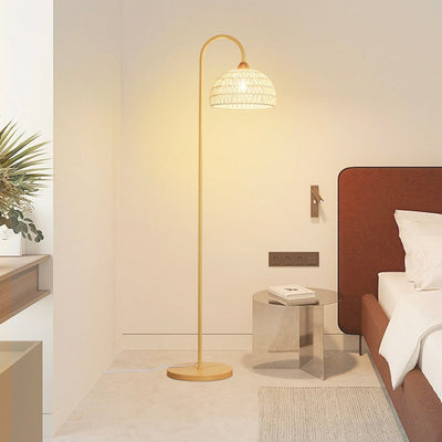 Serene Gebogen Vloerlamp in Crème Beige Riet