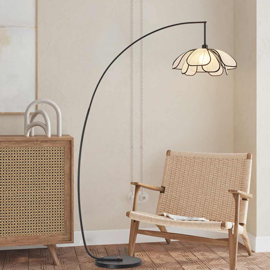 Arcadia Floral Vloerlamp - Elegant IJzeren Boogontwerp met Stoffen Lampenkap