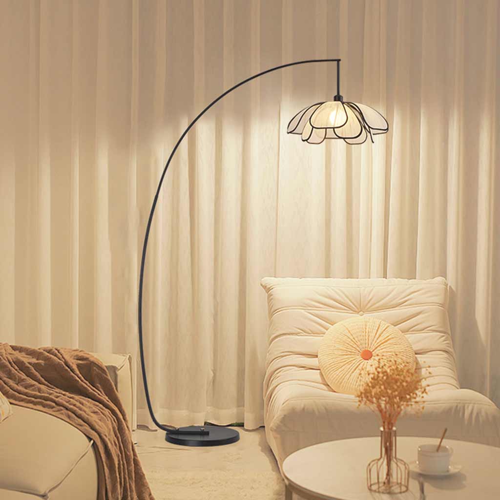 Arcadia Floral Vloerlamp - Elegant IJzeren Boogontwerp met Stoffen Lampenkap