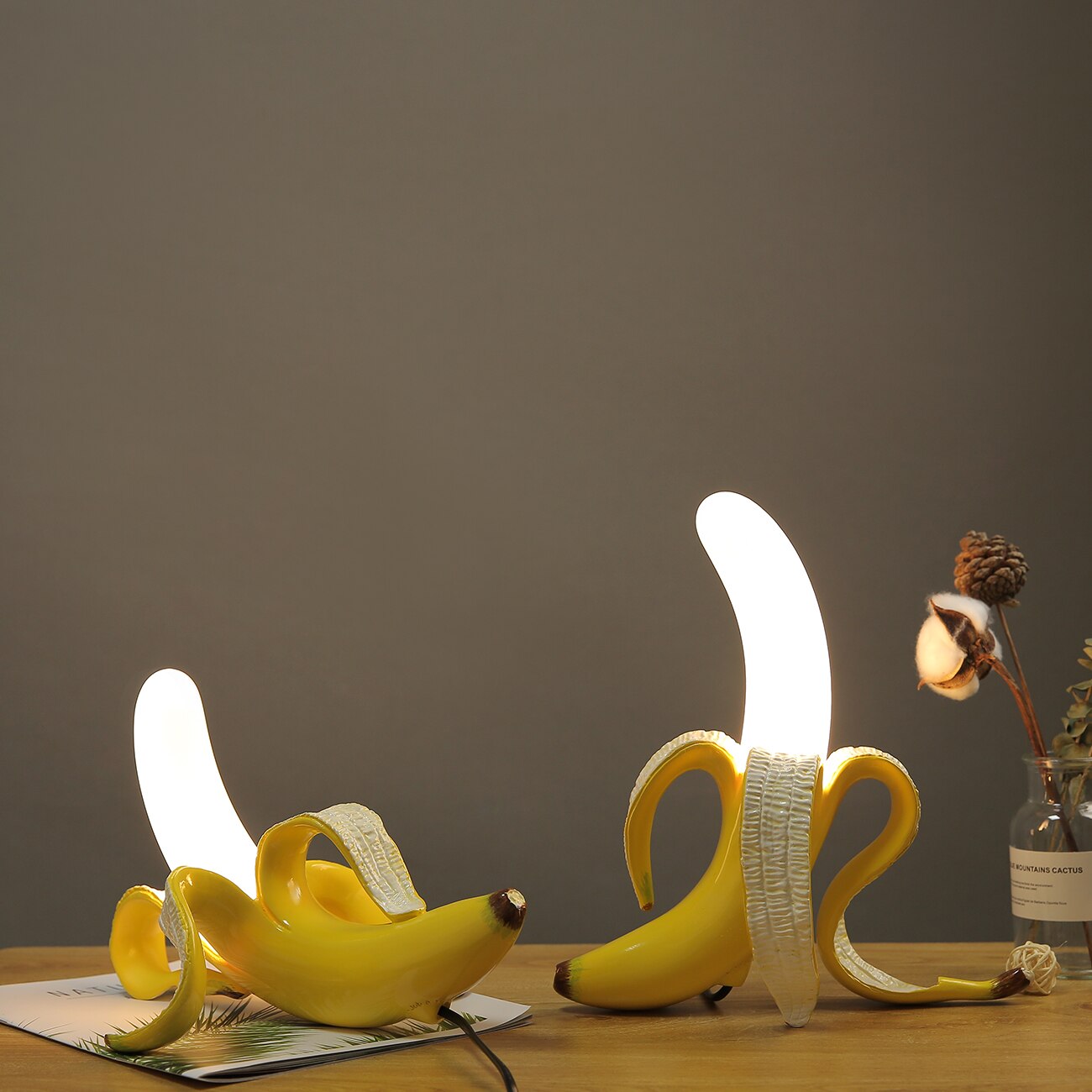 Goldene Bananen-Art-Deco-Tischlampen – elegante Beleuchtung für ein schickes Interieur