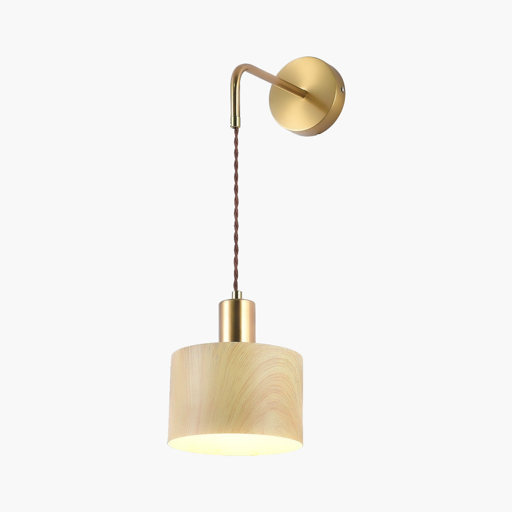 LumiBrass Wandlamp - Minimalistisch Design met Hout, IJzer en Messing