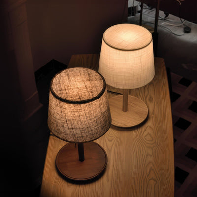 NoordLux Lamp - Premium Hout met Elegante Stoffen Accenten