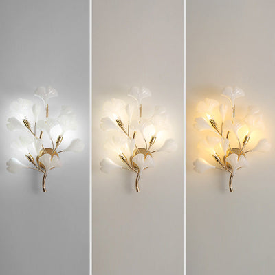 LuxeGloed LED Wandlamp - Elegante Witte en Gouden Afwerking voor Slaapkamer/Woonkamer