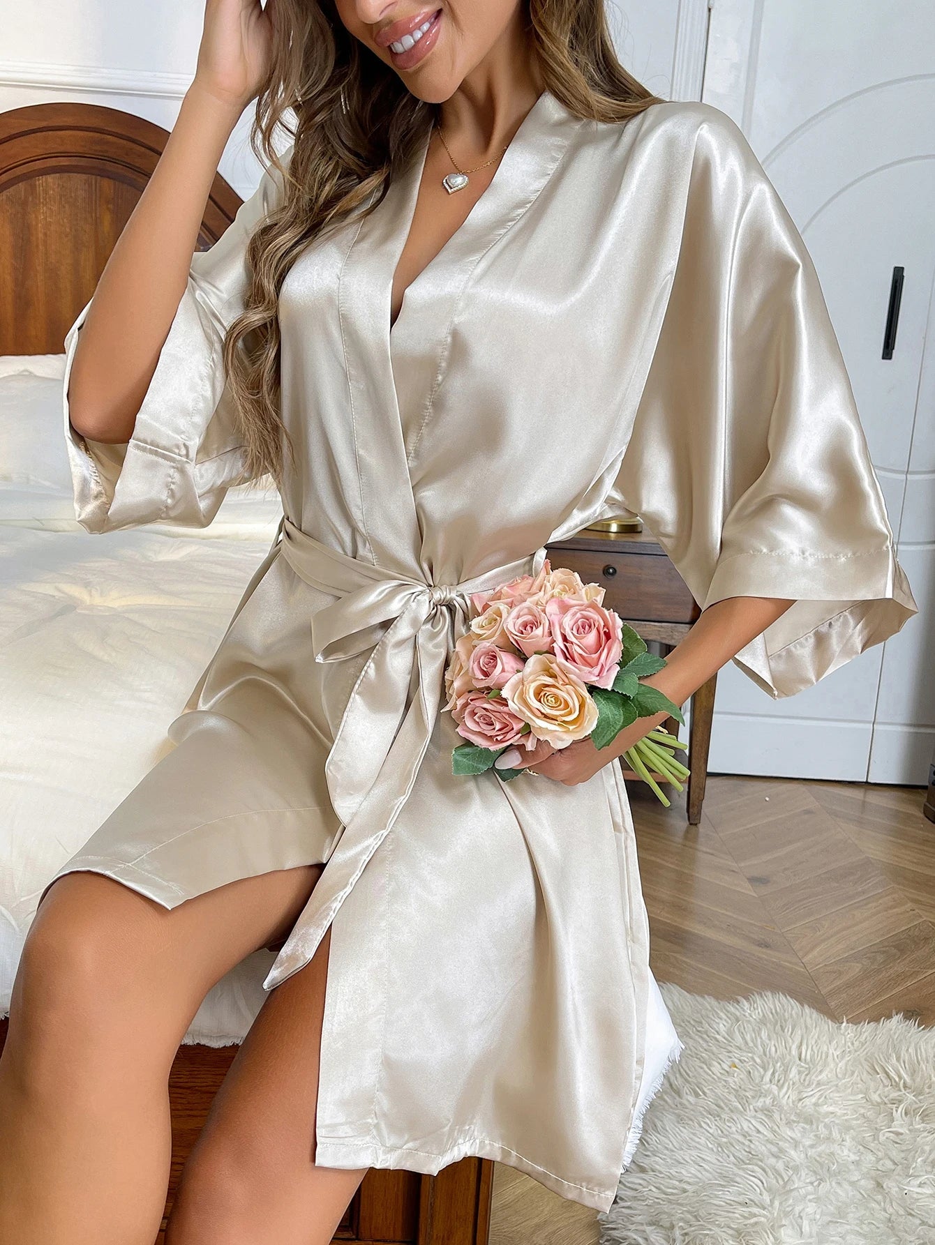 Luxuriöser Satin-Kimono für Damen | Isadora