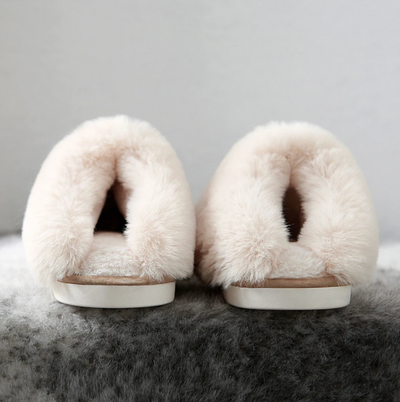 Fluffy Pantoffels voor Dames | De Warmste Voeten dankzij Deze Pantoffels!