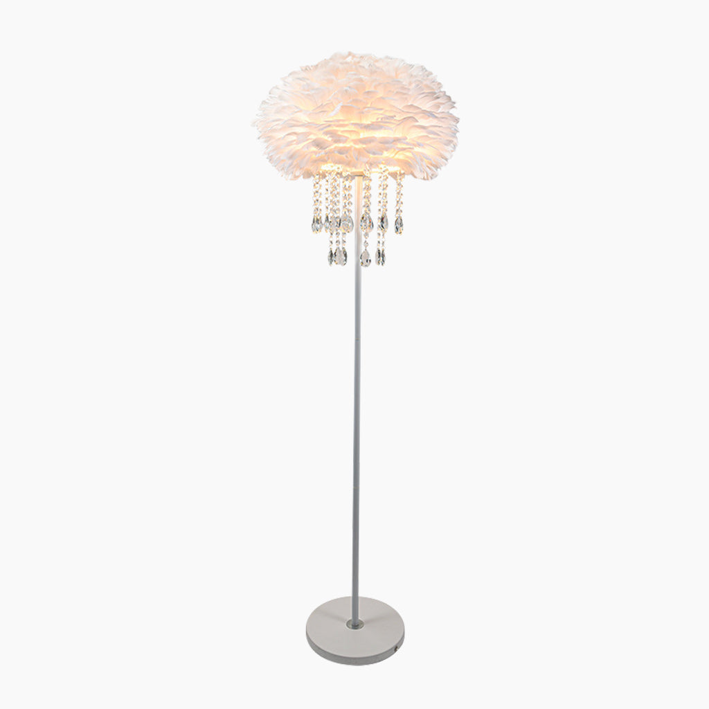 Luxuriöse Crystal Glow Stehlampe mit eleganten Fransen – erhältlich in 3 stilvollen Farben