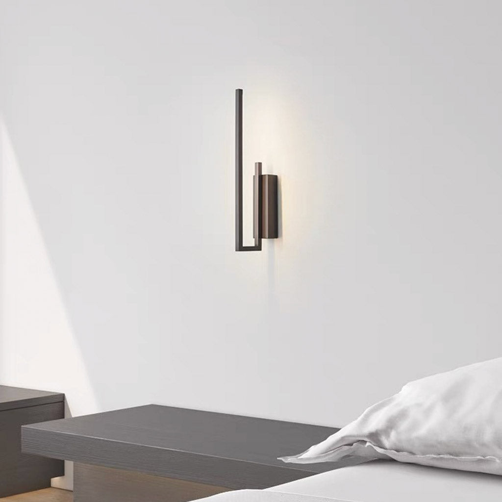 LichtEssence Minimalistische LED-Wandleuchte – Schwarz/Gold-Design