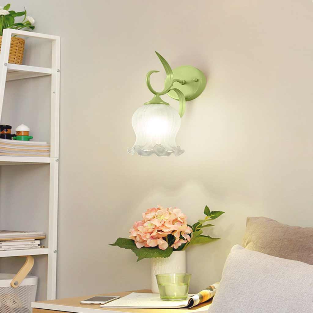 BloesemLicht | Wandlamp met Crème Glazen Bloem in Groen en Wit