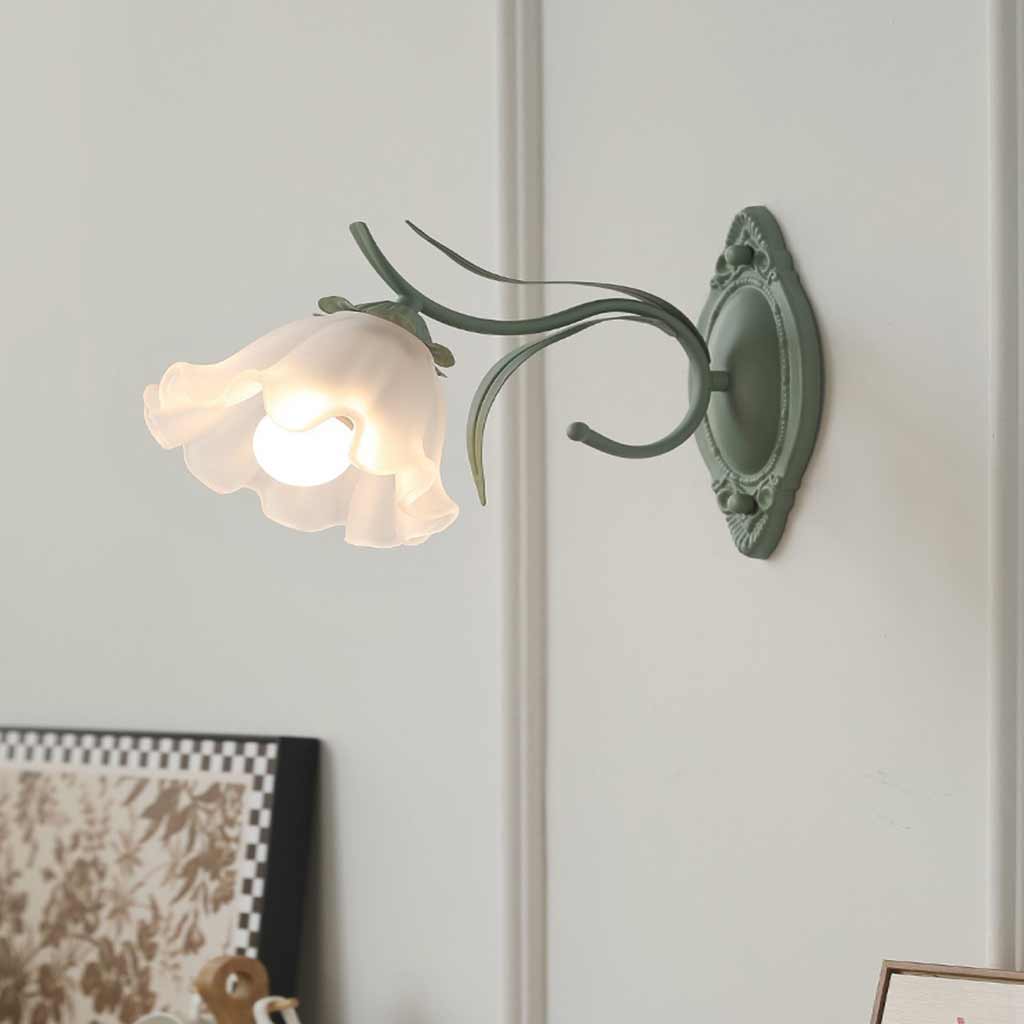 LelieLicht | Elegante Wandlamp met Groen en Wit Glazen Design