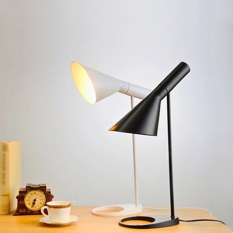 LichtMinimal | Gerade moderne LED-Lampe