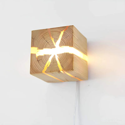 HoutLicht Cube Wandleuchte – Elegantes Massivholzdesign