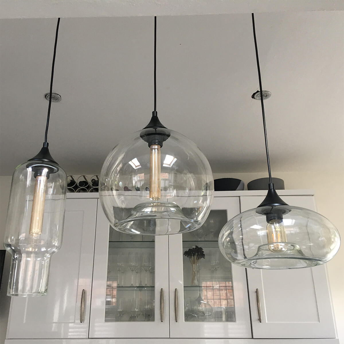 3-Lichts Lineaire Hanglamp met Helder Glas Schermen