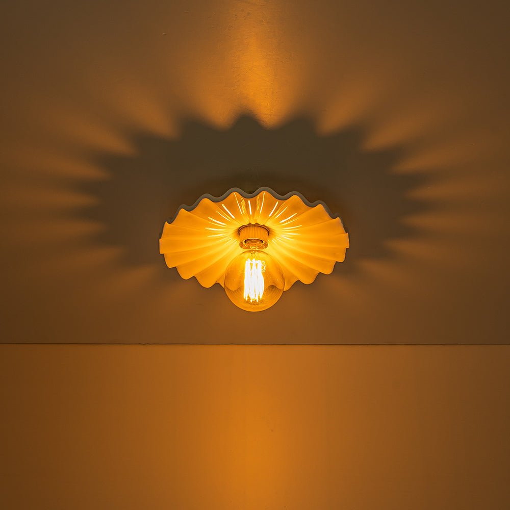 Romige Gerimpelde Plissé Semi-Flush Mount